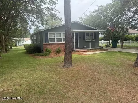 Exterior - 507 E 3rd Ave, Chadbourn, NC 28431 photo 1 of 7