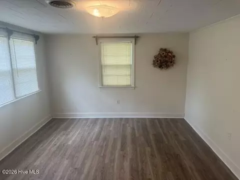 Living - 507 E 3rd Ave, Chadbourn, NC 28431 photo 3 of 6
