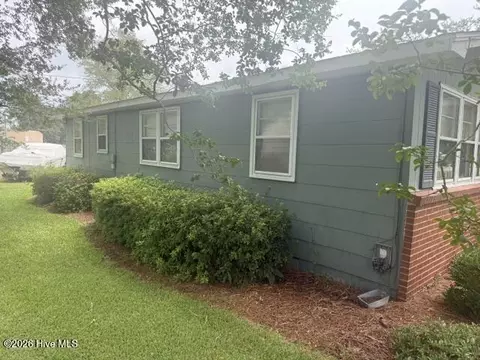 Exterior - 507 E 3rd Ave, Chadbourn, NC 28431 photo 7 of 7