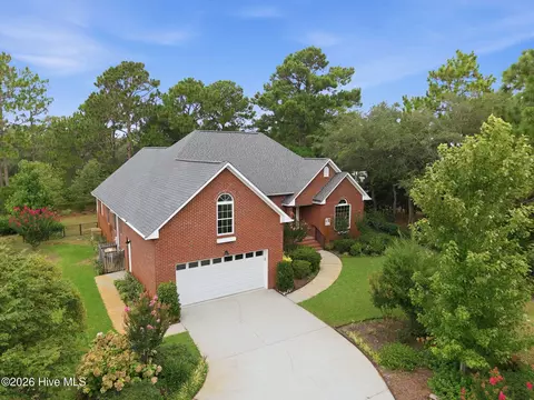 8712 Sedgley Dr, Wilmington, NC 28412
