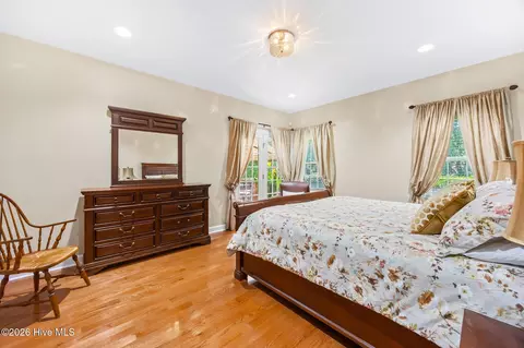 Bedroom - 370 Sugar Pine Dr, Pinehurst, NC 28374 photo 1 of 4