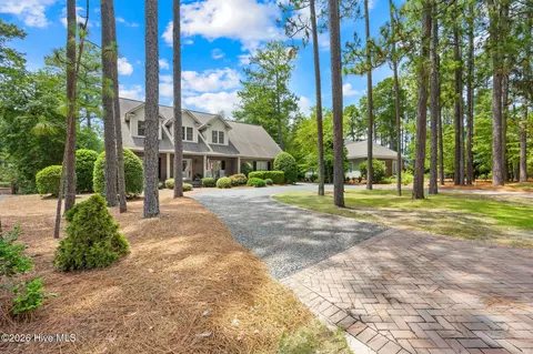 Exterior - 370 Sugar Pine Dr, Pinehurst, NC 28374 photo 1 of 8
