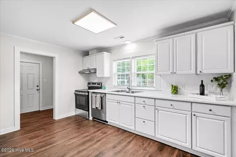 Other - 601 E 8th St, Washington, NC 27889 photo 2 of 6