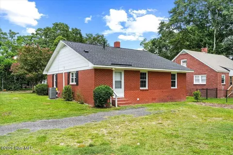 Exterior - 601 E 8th St, Washington, NC 27889 photo 2 of 2