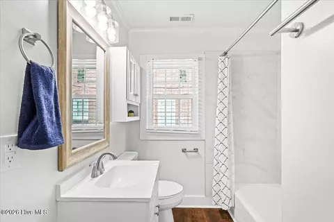 Bath - 601 E 8th St, Washington, NC 27889 photo 1 of 1