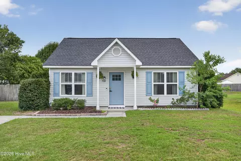 7101 Alamosa Dr, Wilmington, NC 28411