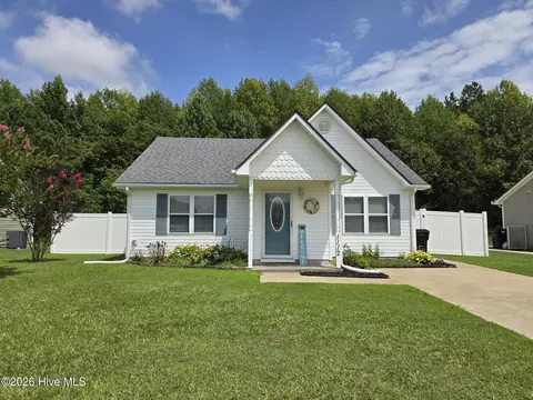 1112 Jessica St, Elizabeth City, NC 27909
