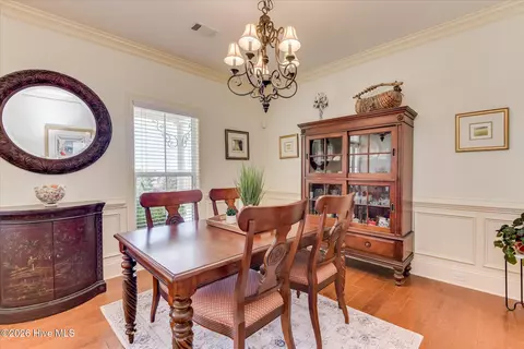Dining - 4098 Dewaal St, Evans, GA 30809 photo 4 of 4