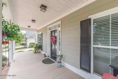 Exterior - 4098 Dewaal St, Evans, GA 30809 photo 4 of 14