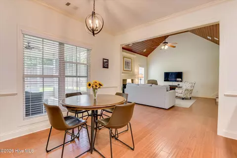 Dining - 4098 Dewaal St, Evans, GA 30809 photo 2 of 4