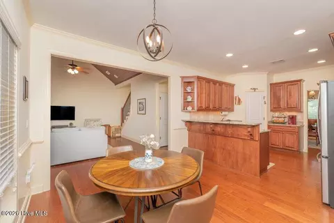 Dining - 4098 Dewaal St, Evans, GA 30809 photo 4 of 4