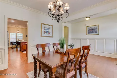 Dining - 4098 Dewaal St, Evans, GA 30809 photo 3 of 4