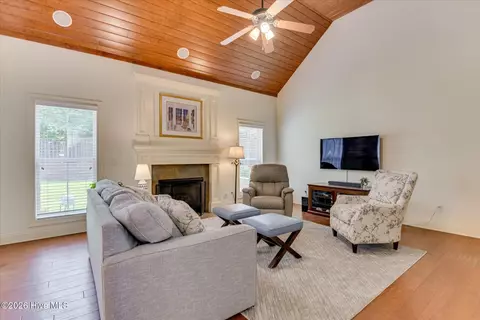 Living - 4098 Dewaal St, Evans, GA 30809 photo 1 of 4