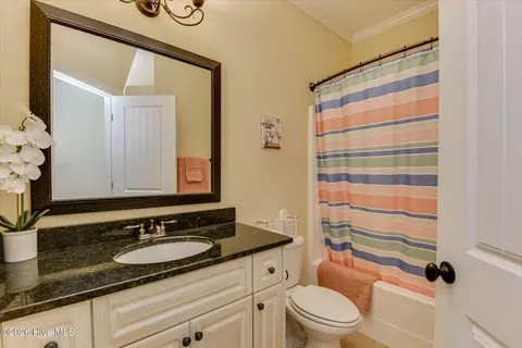 Bath - 4098 Dewaal St, Evans, GA 30809 photo 4 of 8