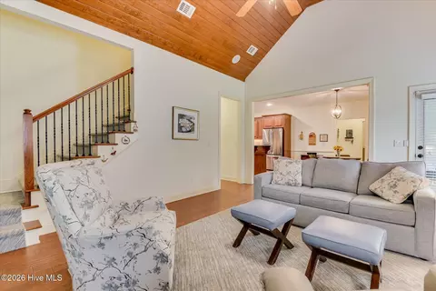 Living - 4098 Dewaal St, Evans, GA 30809 photo 3 of 4