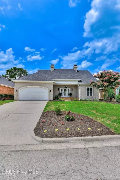 Exterior - 843 Park Chase Dr, Evans, GA 30809 photo 1 of 9