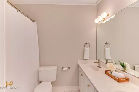 Bath - 843 Park Chase Dr, Evans, GA 30809 photo 5 of 6