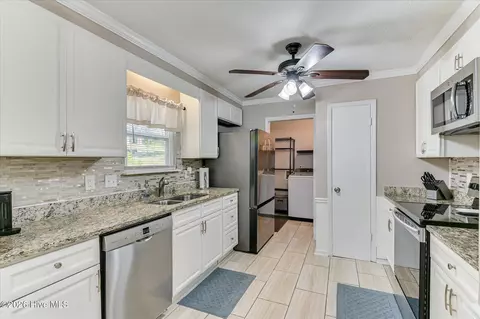 Kitchen - 4757 Maple Spring Ct, Martinez, GA 30907 photo 1 of 4
