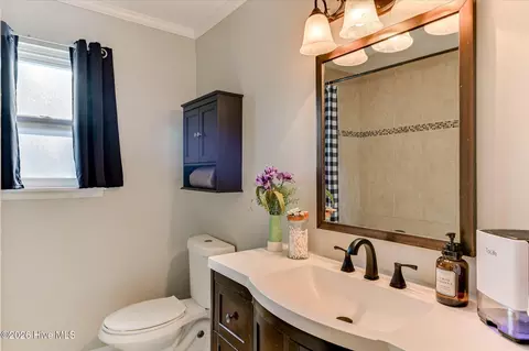 Bath - 4757 Maple Spring Ct, Martinez, GA 30907 photo 2 of 2