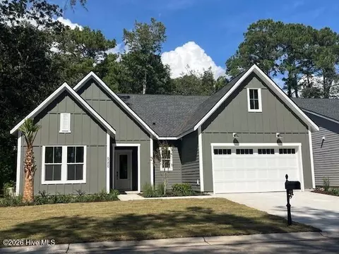 6086 Isla Mona Dr SW, Shallotte, NC 28470