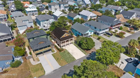 919 Riptide Ln, Carolina Beach, NC 28428