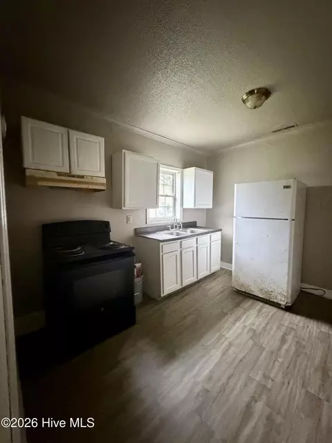 207 E Peterson St, Edenton, NC 27932 photo 6