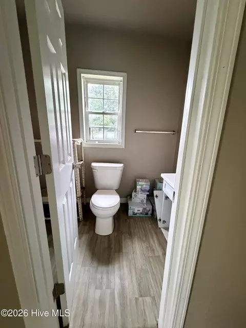 207 E Peterson St, Edenton, NC 27932 photo 4