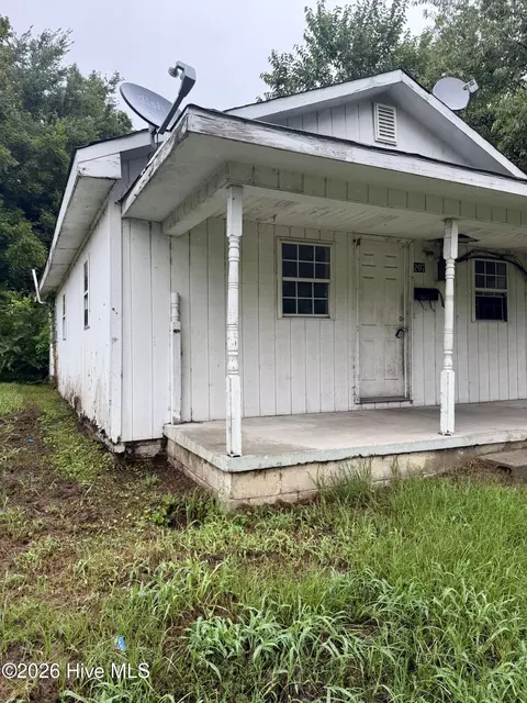 207 E Peterson St, Edenton, NC 27932 photo 10