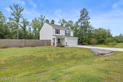 Exterior - 104 Priscilla Pl, Hampstead, NC 28443 photo 1 of 5