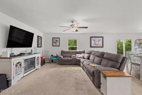 Living - 104 Priscilla Pl, Hampstead, NC 28443 photo 1 of 1