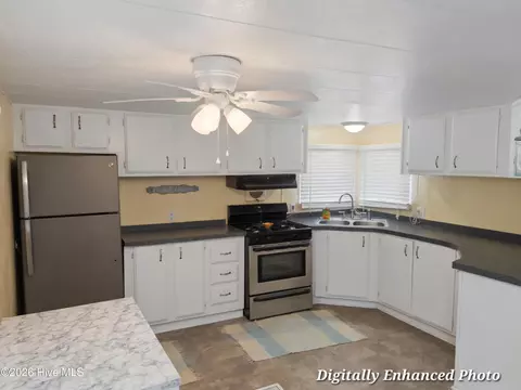Kitchen - 525 King Dr, Hampstead, NC 28443 photo 1 of 1