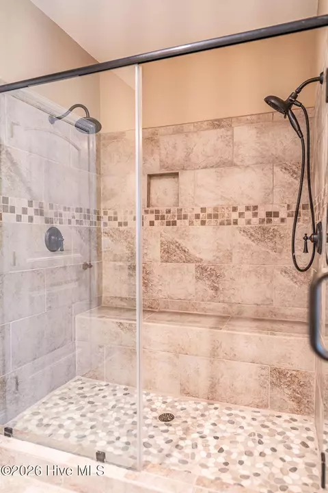 Bath - 140 Edgewater Pl, Pinehurst, NC 28374 photo 6 of 8