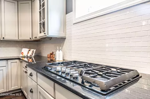 Kitchen - 140 Edgewater Pl, Pinehurst, NC 28374 photo 2 of 8