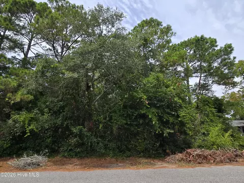000 NE 43rd St, Oak Island, NC 28465