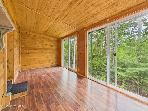Living - 30 Sapphire Rdg, Murphy, NC 28906 photo 1 of 3