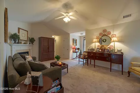 Living - 692 Devon Rd, Grovetown, GA 30813 photo 1 of 1
