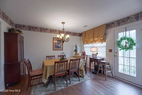 Dining - 692 Devon Rd, Grovetown, GA 30813 photo 1 of 1