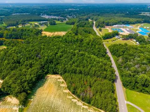 000 Beechwood Dr, Rocky Mount, NC 27803