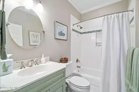 Bath - 124 Cedar Point Dr, Wallace, NC 28466 photo 3 of 5