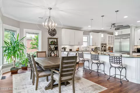 Dining - 124 Cedar Point Dr, Wallace, NC 28466 photo 2 of 3