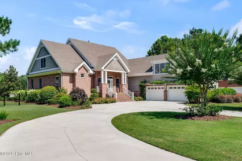 Exterior - 124 Cedar Point Dr, Wallace, NC 28466 photo 7 of 11