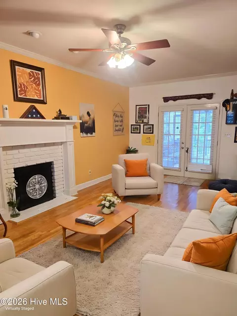 Living - 111 Moss Creek Dr, Martinez, GA 30907 photo 1 of 4