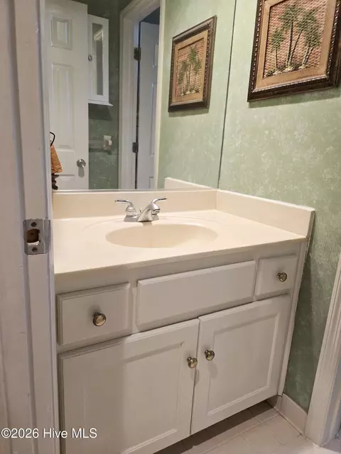 Bath - 111 Moss Creek Dr, Martinez, GA 30907 photo 1 of 5