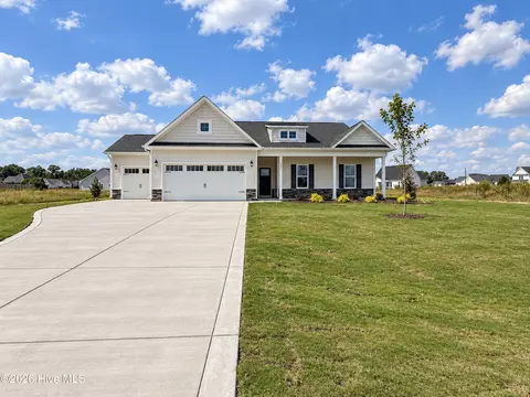 105 Ed Barrow Ln, La Grange, NC 28551