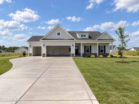 105 Ed Barrow Ln, La Grange, NC 28551