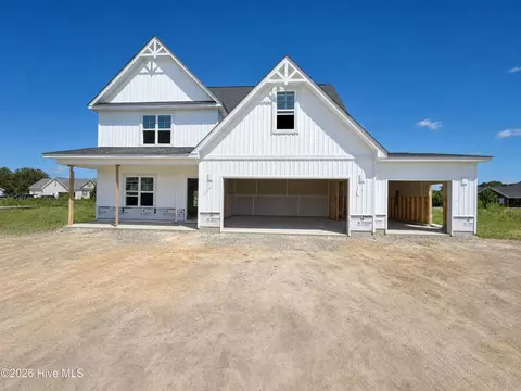 301 Hudson Village Dr, La Grange, NC 28551