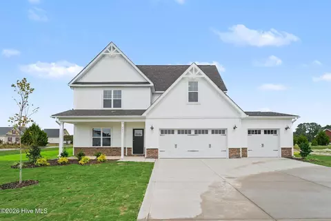 301 Hudson Village Dr, La Grange, NC 28551