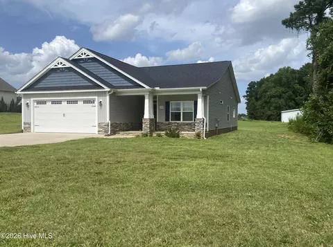 1518 Antioch Rd, Pikeville, NC 27863