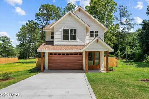 1395 N May St, Southern Pines, NC 28387