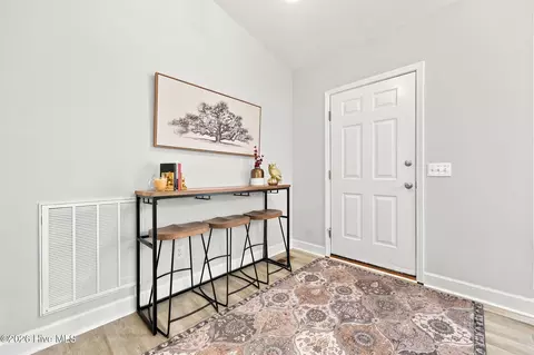 Entry Way - 2405 Longleaf Dr W, Pinehurst, NC 28374 photo 1 of 4